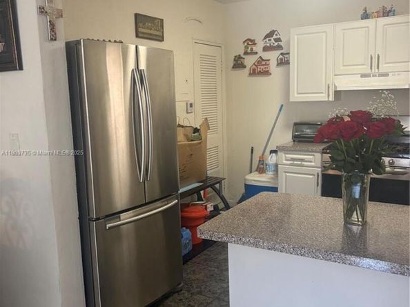 2530 Washington St, Hollywood FL 33020
