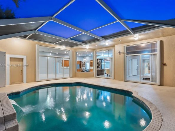 5135 Kensington Cir, Coral Springs FL 33076