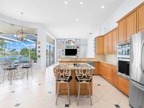 5135 Kensington Cir, Coral Springs FL 33076
