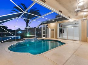 5135 Kensington Cir, Coral Springs FL 33076