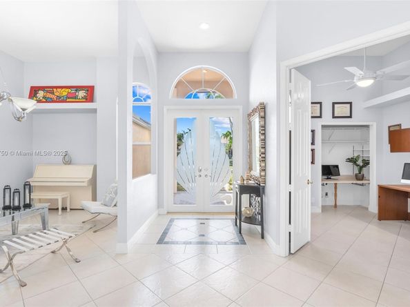 5135 Kensington Cir, Coral Springs FL 33076