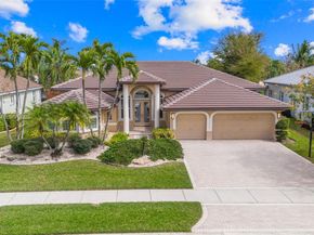 5135 Kensington Cir, Coral Springs FL 33076