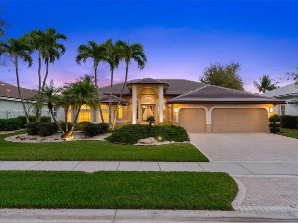 5135 Kensington Cir, Coral Springs FL 33076