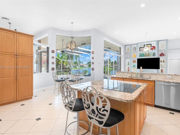 5135 Kensington Cir, Coral Springs FL 33076