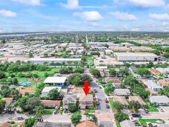 649 Latona Ave, Lake Worth FL 33460