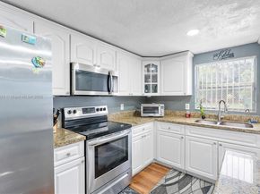 649 Latona Ave, Lake Worth FL 33460