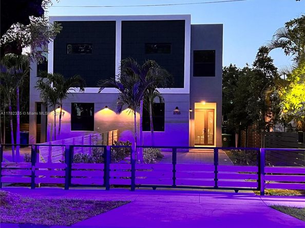 2735-2737 SW 2nd St, Miami FL 33135