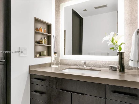 1024 Lenox Ave 8, Miami Beach FL 33139