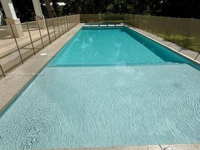 7900 SW 118th St, Pinecrest FL 33156