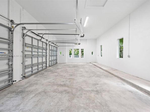 7900 SW 118th St, Pinecrest FL 33156