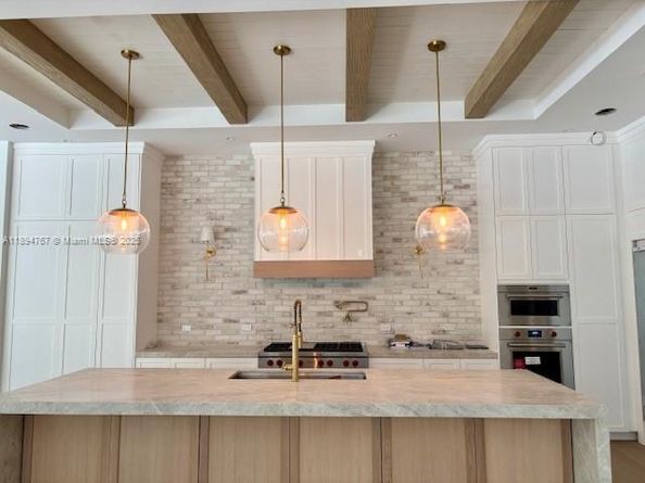 7900 SW 118th St, Pinecrest FL 33156