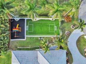 11400 NW 7th St, Plantation FL 33325