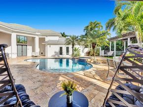 11400 NW 7th St, Plantation FL 33325