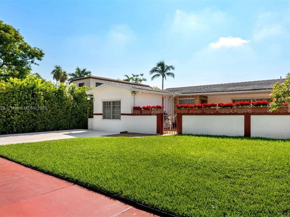 5127 Alton Rd, Miami Beach FL 33140