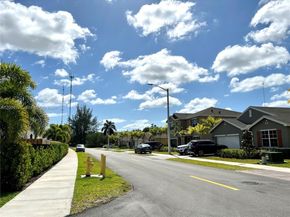 1088 NW 208th Ter, Miami Gardens FL 33169