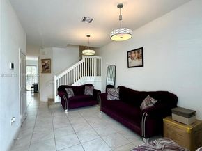 1088 NW 208th Ter, Miami Gardens FL 33169