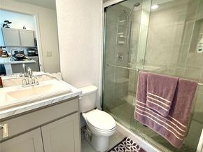 1088 NW 208th Ter, Miami Gardens FL 33169