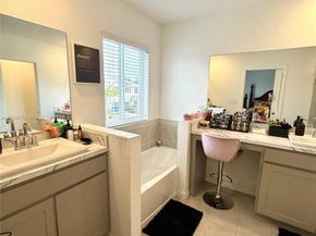 1088 NW 208th Ter, Miami Gardens FL 33169