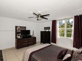 17800 Atlantic Blvd 203, Sunny Isles Beach FL 33160