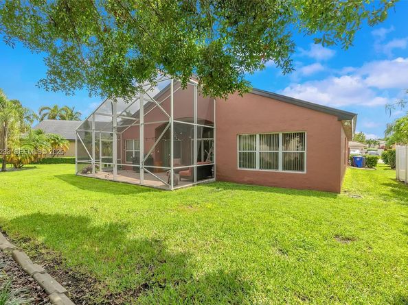 326 SW 162nd Ave, Pembroke Pines FL 33027