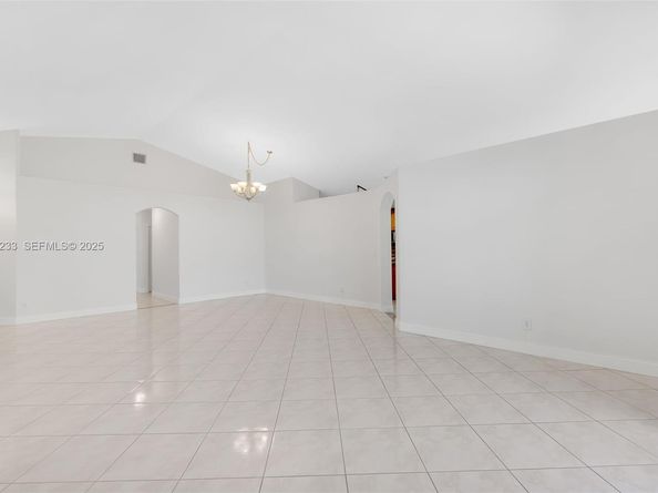 326 SW 162nd Ave, Pembroke Pines FL 33027