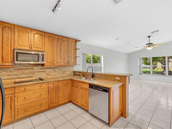 326 SW 162nd Ave, Pembroke Pines FL 33027