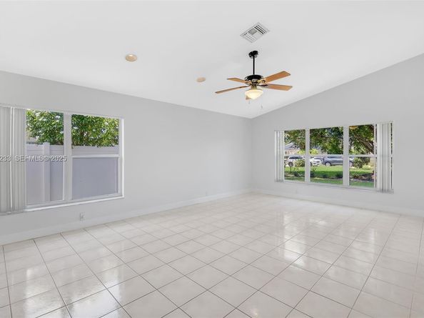326 SW 162nd Ave, Pembroke Pines FL 33027