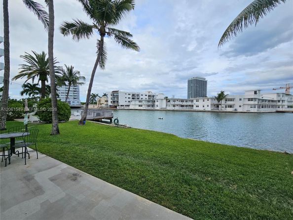 6905 Bay Dr 16, Miami Beach FL 33141