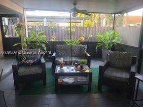 15563 SW 137th Pl, Miami FL 33177