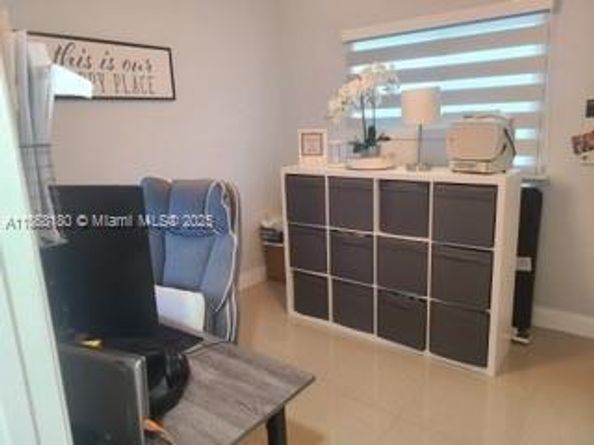 15563 SW 137th Pl, Miami FL 33177