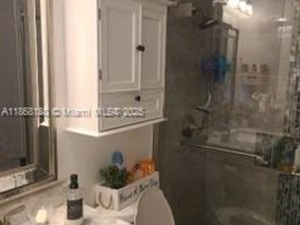 15563 SW 137th Pl, Miami FL 33177