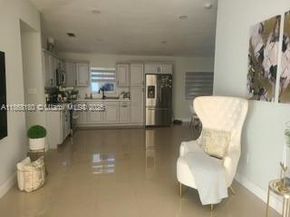15563 SW 137th Pl, Miami FL 33177