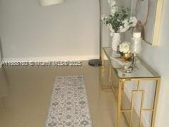 15563 SW 137th Pl, Miami FL 33177