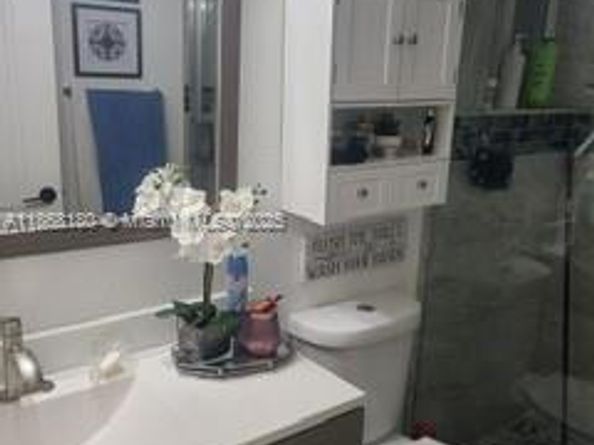 15563 SW 137th Pl, Miami FL 33177