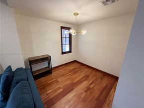 231 Majorca Ave C, Coral Gables FL 33134