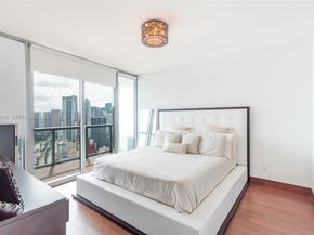 888 Biscayne Blvd 3506, Miami FL 33132