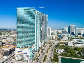 888 Biscayne Blvd 3506, Miami FL 33132