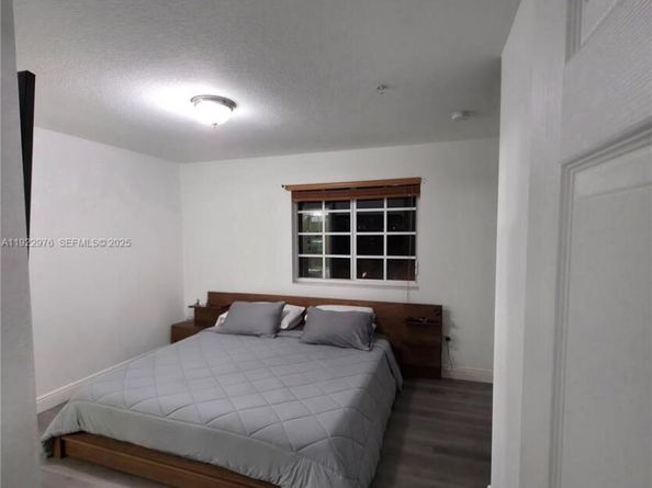 111 NW 2nd Ave 2, Hallandale Beach FL 33009