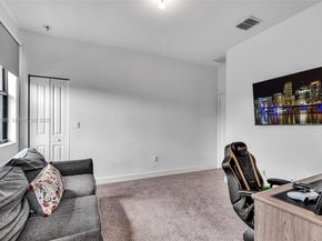 4925 NW 51st Ter, Tamarac FL 33319