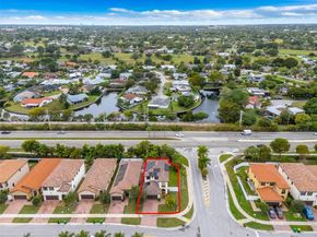4925 NW 51st Ter, Tamarac FL 33319