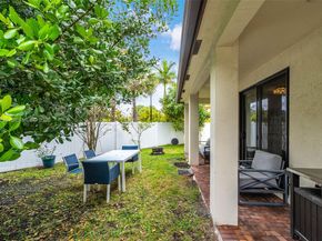 4925 NW 51st Ter, Tamarac FL 33319