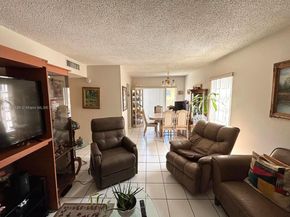 2138 SW 6th St 201, Miami FL 33135