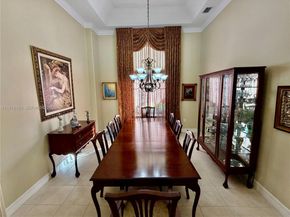 12391 SW 75th St, Miami FL 33183