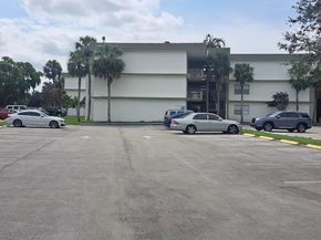 4255 N University Dr 315, Sunrise FL 33351