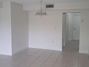4255 N University Dr 315, Sunrise FL 33351