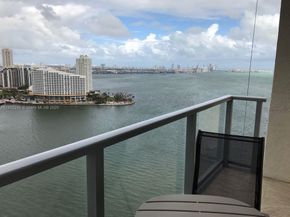 1155 Brickell Bay Dr 2708, Miami FL 33131