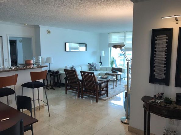 1155 Brickell Bay Dr 2708, Miami FL 33131