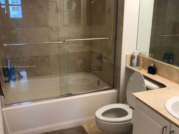 1155 Brickell Bay Dr 2708, Miami FL 33131