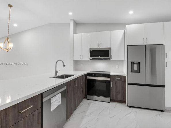8127 Songbird Ter, Boca Raton FL 33496