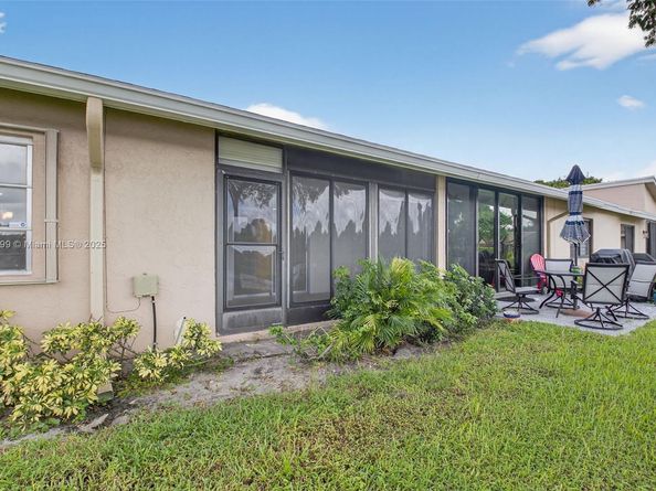 8127 Songbird Ter, Boca Raton FL 33496